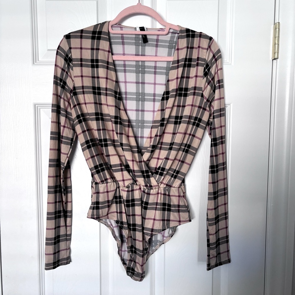 Long sleeve body suit